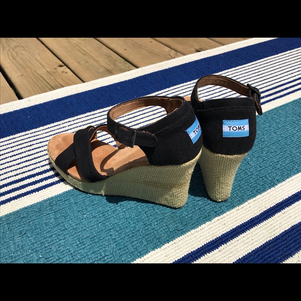 TOMS Espadrille Wedges - EUC